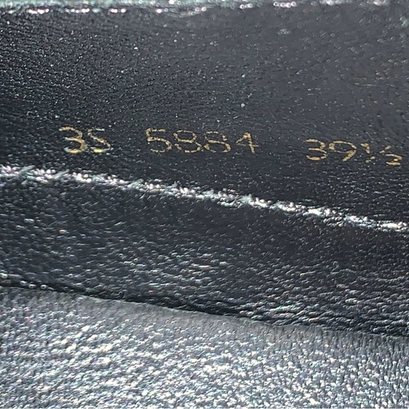 PRADA - Picture 5 of 5